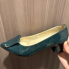 【美品】EIZO 新緑 パンプス 22.5cmの画像