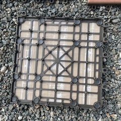 タイル　ガーデンタイル、ベランダタイルの画像