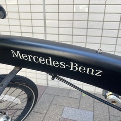 メルセデス・ベンツ ブラック 20型20段変速付き折りたたみ自転車の画像