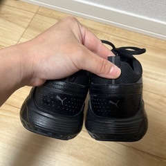 26.5㎝　2度使用　臭いやスレなし　プーマ　PUMA スニーカー　トレーニングシューズ　ランニングシューズ　スニーカー　靴　メンズ　レディースの画像