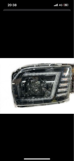 200ハイエース ヘッドライト