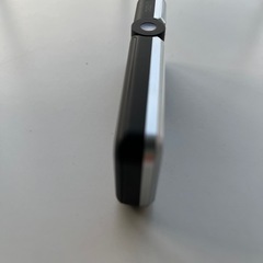 データ通信専用機種 L-02C レッドの画像
