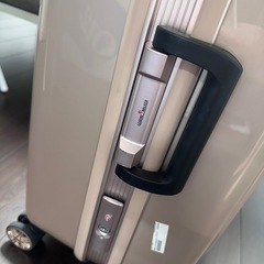 キャリーケース　Mサイズの画像