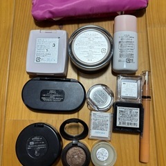 化粧品色々の画像