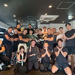 BEYOND トレーナーの画像