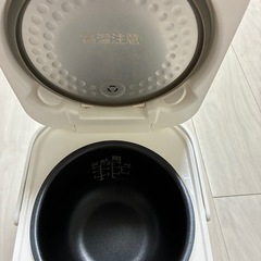 炊飯器の画像