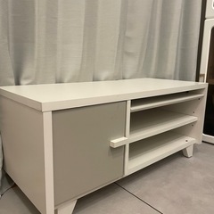 グレー×ホワイトテレビ台の画像
