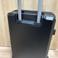スーツケース　黒　機内持ち込みサイズの画像