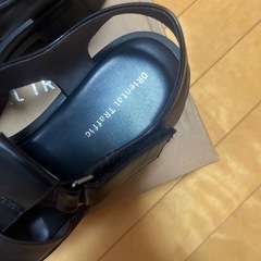 新品厚底サンダルの画像