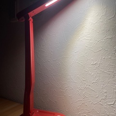 IKEA HARALIDEN LEDテーブルランプ テーブルライト 調光器対応の画像
