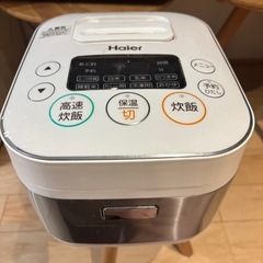 炊飯器の画像