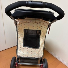 ペット用カート3輪タイプ　折りたたみ式　後輪ブレーキ付きの画像