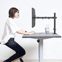 PCモニターを効率的に配置できる可動式モニターアーム 17～27インチ10KG以内のモニターに対応の画像