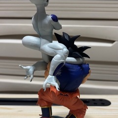 ドラゴンボール一番くじリバイブルモーメント　悟空、フリーザの画像
