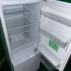 近隣配達無料　Yselectノンフロン冷蔵庫 158L YRZ-F15Jの画像