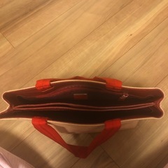 PRADAバックの画像