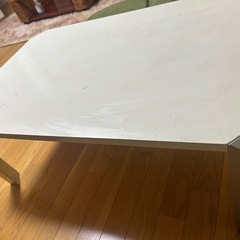 白いローテーブル　　取引中の画像