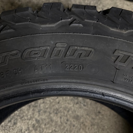 BFGoodrich  ALL-Terrain T/A  KO2 225/65r17 