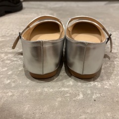 GU ワンストラップシューズの画像