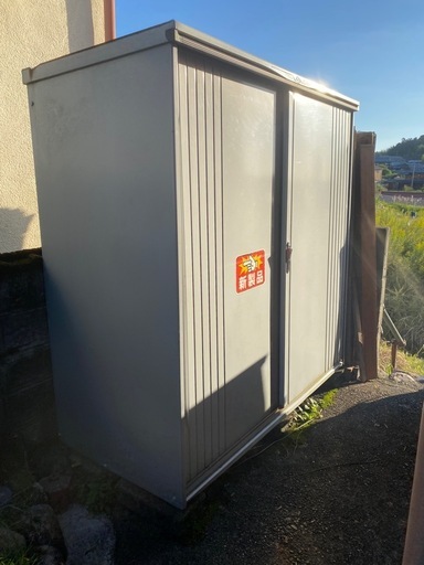 物置　ものおき