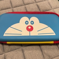 Nintendo Switch 本体 + マリオカート8 + ドラえもんケースの画像