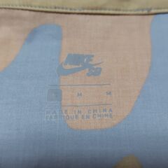 【まだ受付中･送付可能】中古 NIKE SB ナイキ スケートボーディング プルオーバー 衿付きシャツ メンズM マルチカラー コットン 早い者勝ちです✨✨の画像