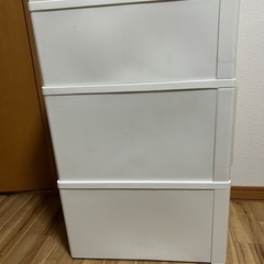 【取引中)】衣装ケース(小×1 大×2)の画像