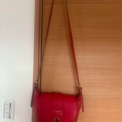 GUESS 1981 ショルダーバッグ レッド ゲス バックの画像