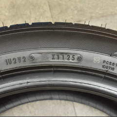 2025年製　DUNLOP　エナセーブ　EC300　ヤリスクロス　　タイヤ　新車外しの画像