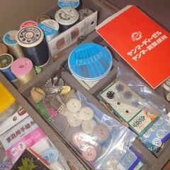 糸 針 ボタン 裁縫の画像