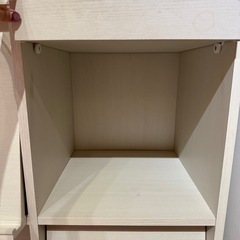 収納棚の画像