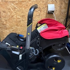 doona 車用チャイルドシート、ベース付の画像