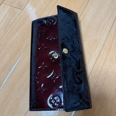 美品！　ルイヴィトン　ヴェルニ　2つ折り　長財布　ボルドー系　ブラウン　　の画像