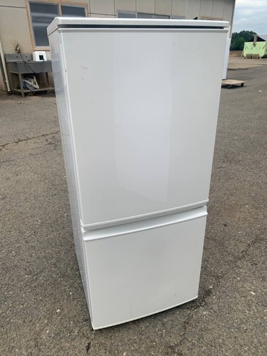 EJ1227番 SHARP ノンフロン冷凍冷蔵庫 SJ-D14B-W