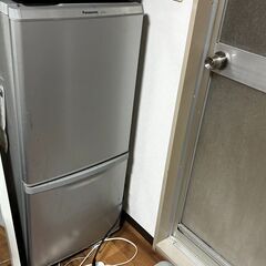 パナソニック　138L冷蔵庫【NR-B147W】の画像