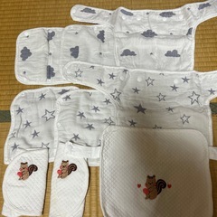 Aprica(アップリカ) 抱っこ紐 コランハグ ライト よだれカバー3セット付きの画像