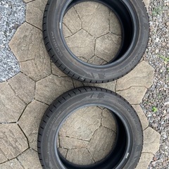 明日まで格安225/50R17 クムホ　スタッドレスタイヤ2本セット　バリ溝　1ヶ月使用　2024年製造　ベンツ　ボルボ　ワーゲン　　スバル　トヨタの画像