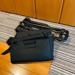 キャリー付き保冷バッグ 黒の画像