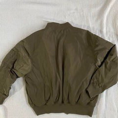 リバーシブル MA-1風 ブルゾン カーキ ジャケットの画像