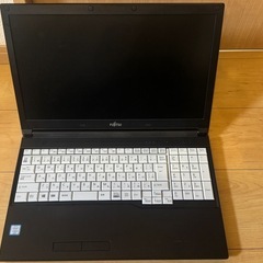 富士通　ノートパソコン　LIEEBOOK A576/PXの画像