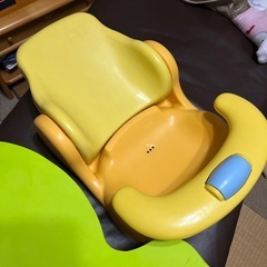 アップリカ ベビーバスチェアの画像