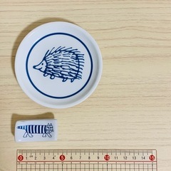 未使用　リサラーソン　豆皿4枚 & 箸置き4客の画像