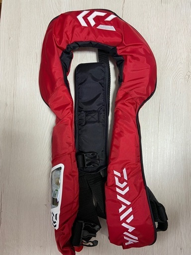 【美品】ダイワ（DAIWA）ライフジャケットDF-2021