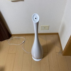 ［10/7引渡し可能な方限定］加湿器　アロマディフューザーFranc francの画像