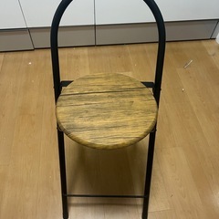 椅子の画像