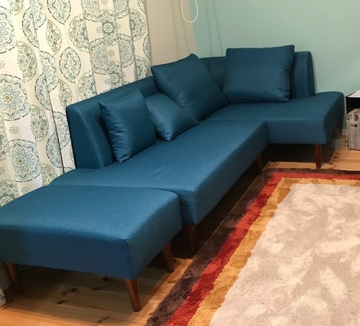 カウチソファー