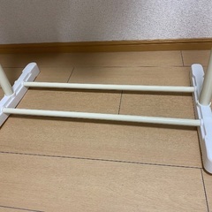 ハンガーラックの画像