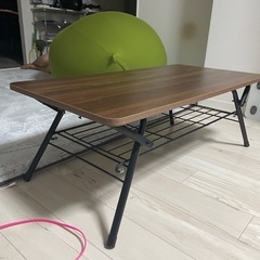 にとりの折りたたみローテーブルの画像