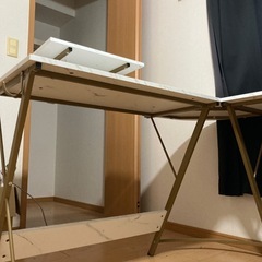 ［10/7引渡し可能な方限定］コーナーデスク　ゲーミング用　白　大理石調の画像