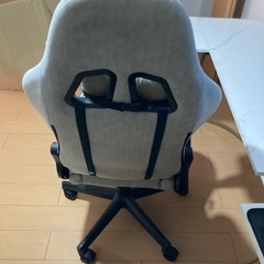 ［10/7引渡し可能な方限定］ゲーミングチェアの画像